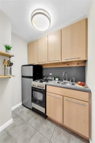 $265,000 | 7259 Shore Road, Unit 5H | Bay Ridge