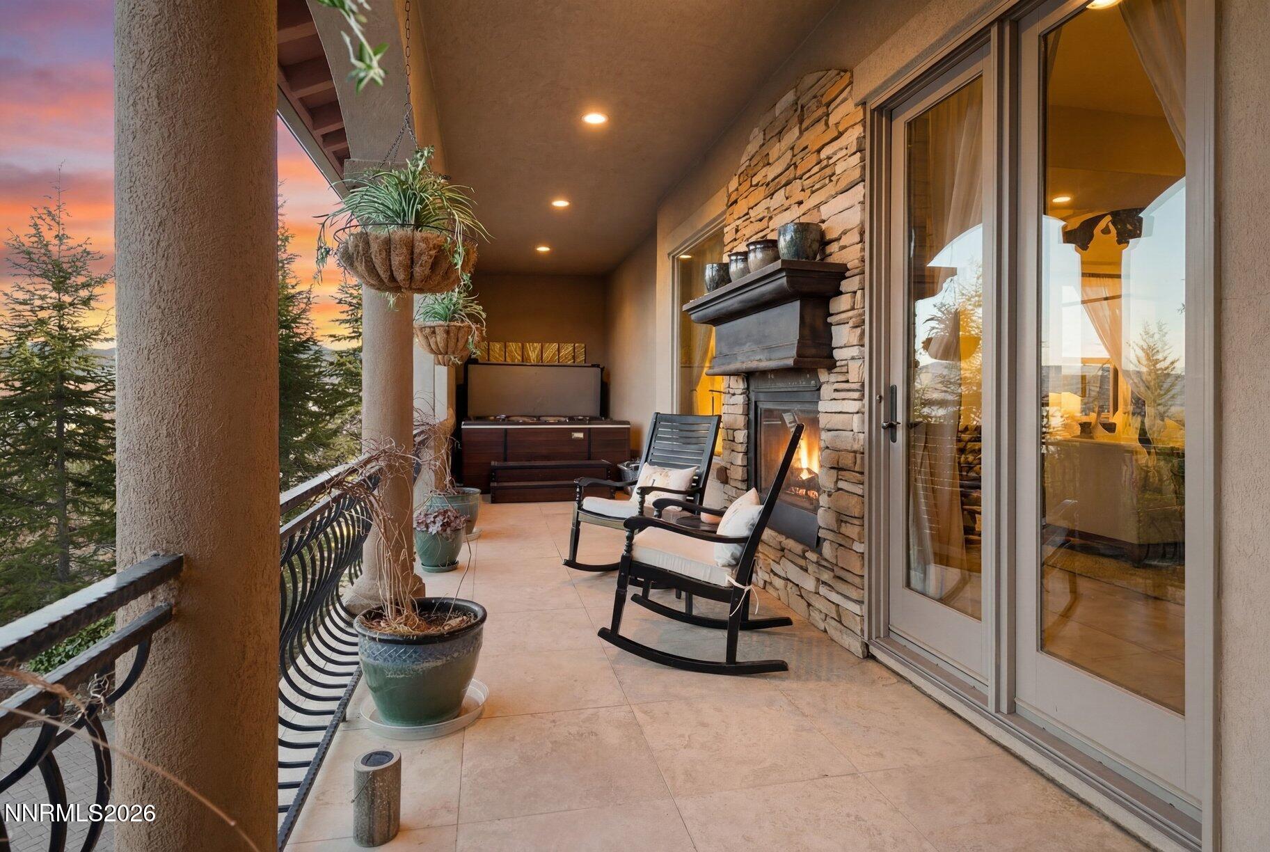 12910 Silver Wolf Road Reno, NV 89511 - Photo 4 of 65 004_75-print-12910_silver_wolf_twilight_