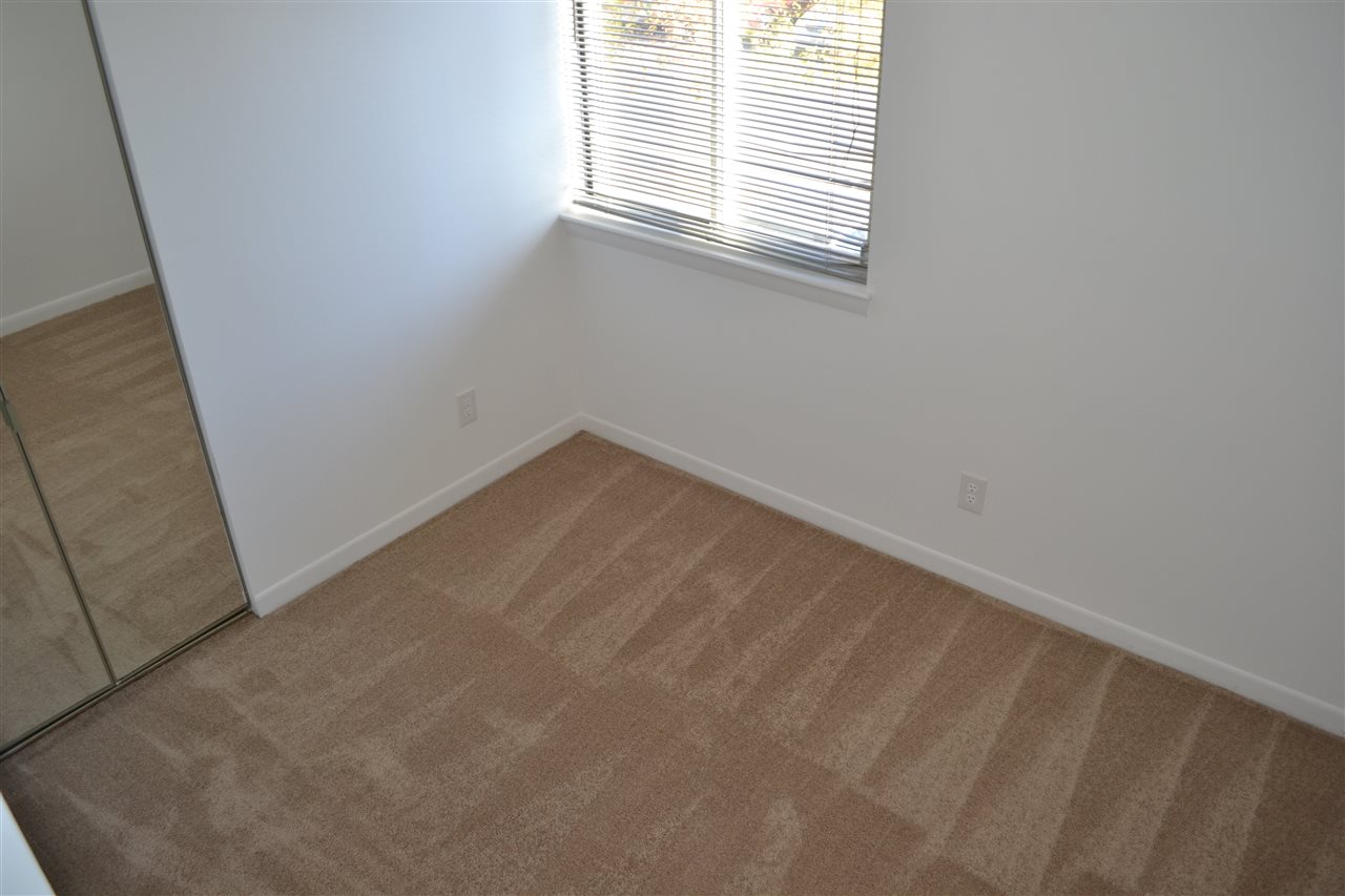 1342 Hunters Road, Unit H Harrisonburg, VA 22801 - Photo 18 of 30 Gallery Image 18