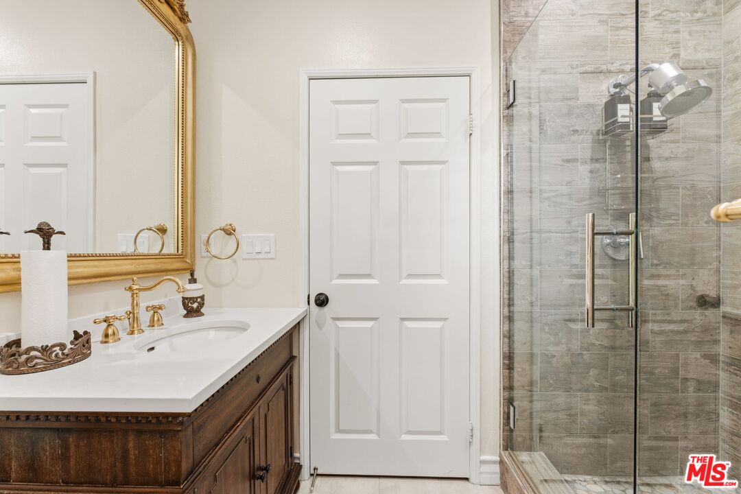 11564 Apulia Court Porter Ranch, CA 91326 - Photo 26 of 52
