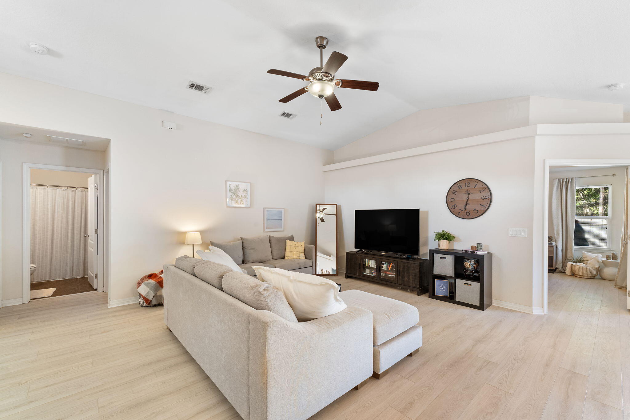 2322 Duncan Ridge Drive Navarre, FL 32566 - Photo 6 of 32 9-web-or-mls-2322-duncan-ridge-dr