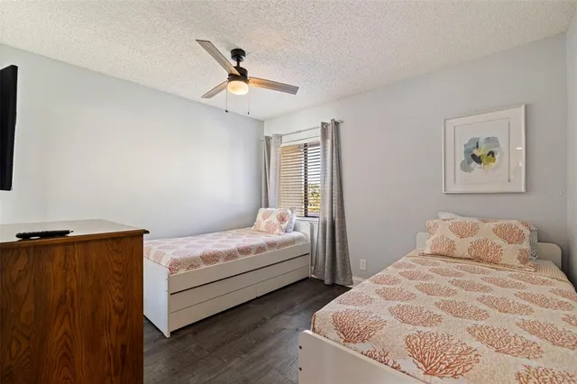 a view of a tennis court