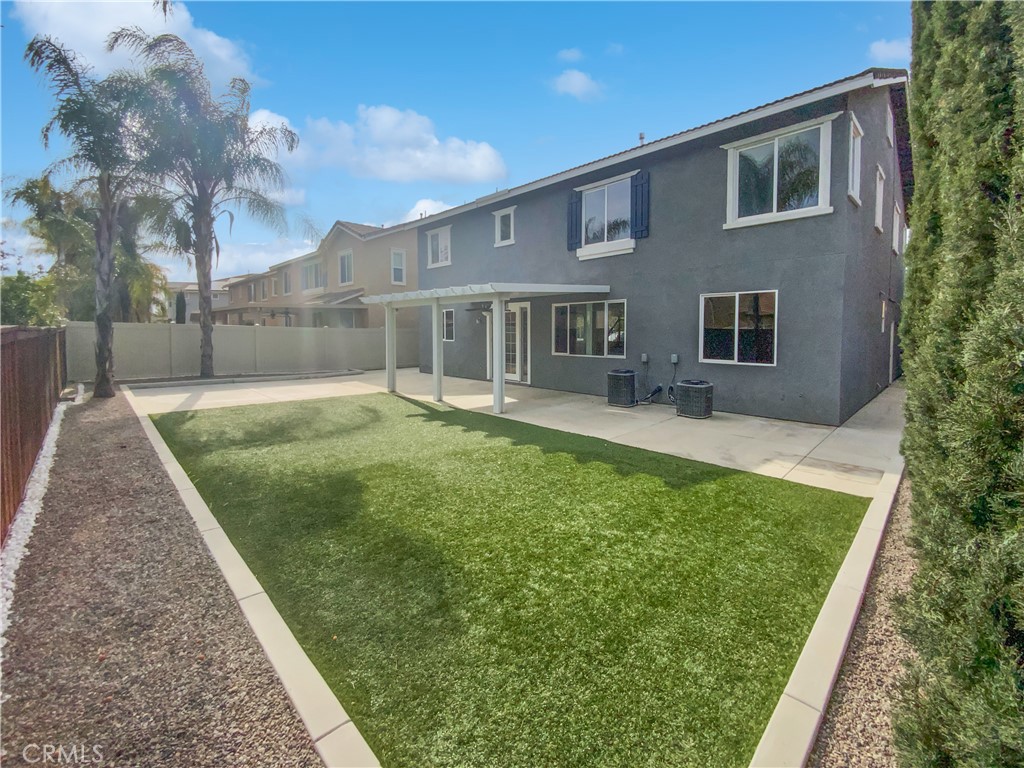 29176 Dentaria Way Murrieta, CA 92563 - Photo 18 of 34