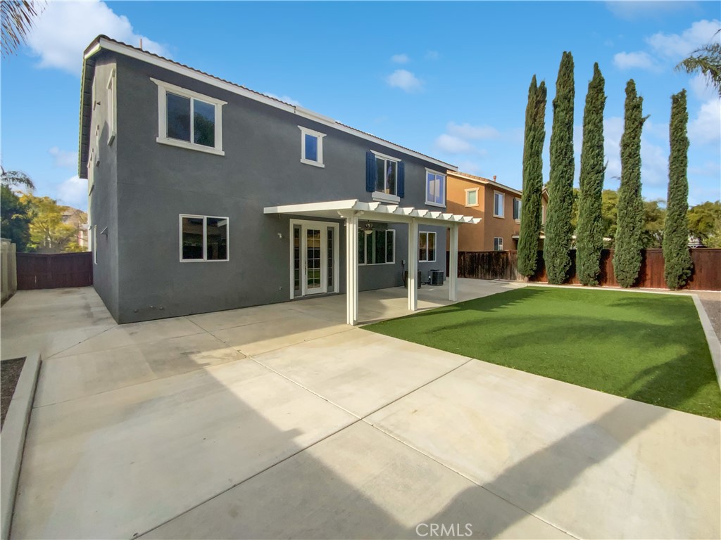 29176 Dentaria Way Murrieta, CA 92563 - Photo 8 of 34