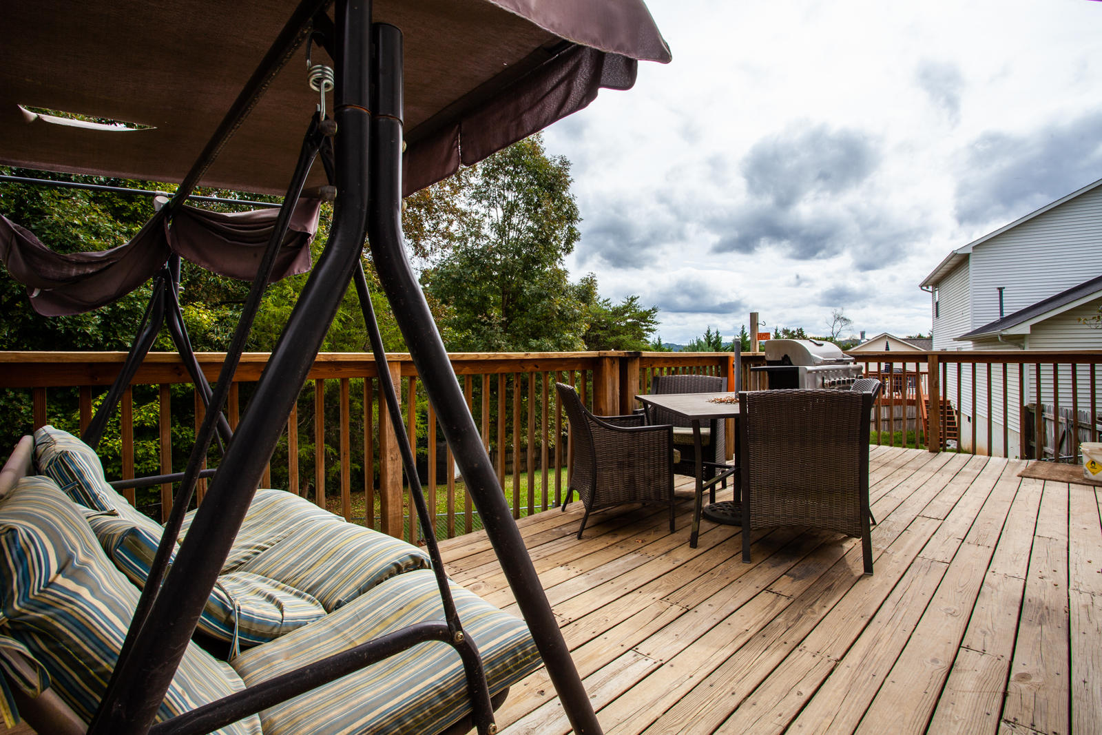 7800 Griffith Road Knoxville, TN 37938 - Photo 20 of 24 Deck