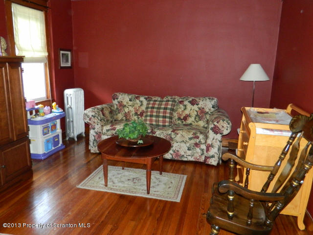 1775 East Mountain Road Scranton, PA 18505 - Photo 3 of 23 Gallery Image 3