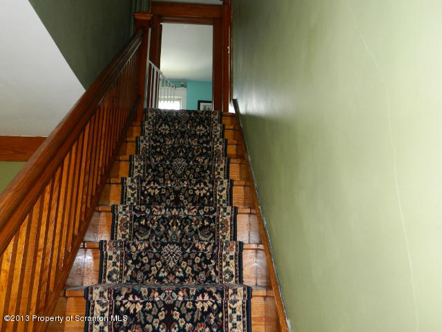 1775 East Mountain Road Scranton, PA 18505 - Photo 8 of 23 Gallery Image 8