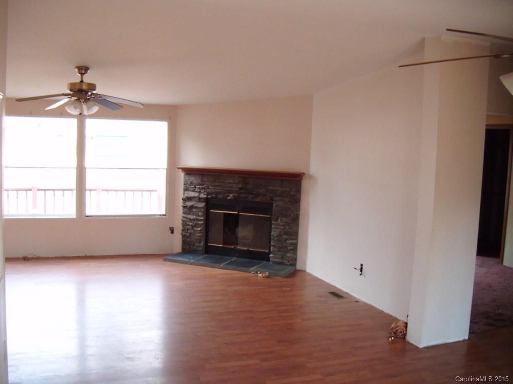 262 Falconview Road Lincolnton, NC 28092 - Photo 4 of 11 Gallery Image 4