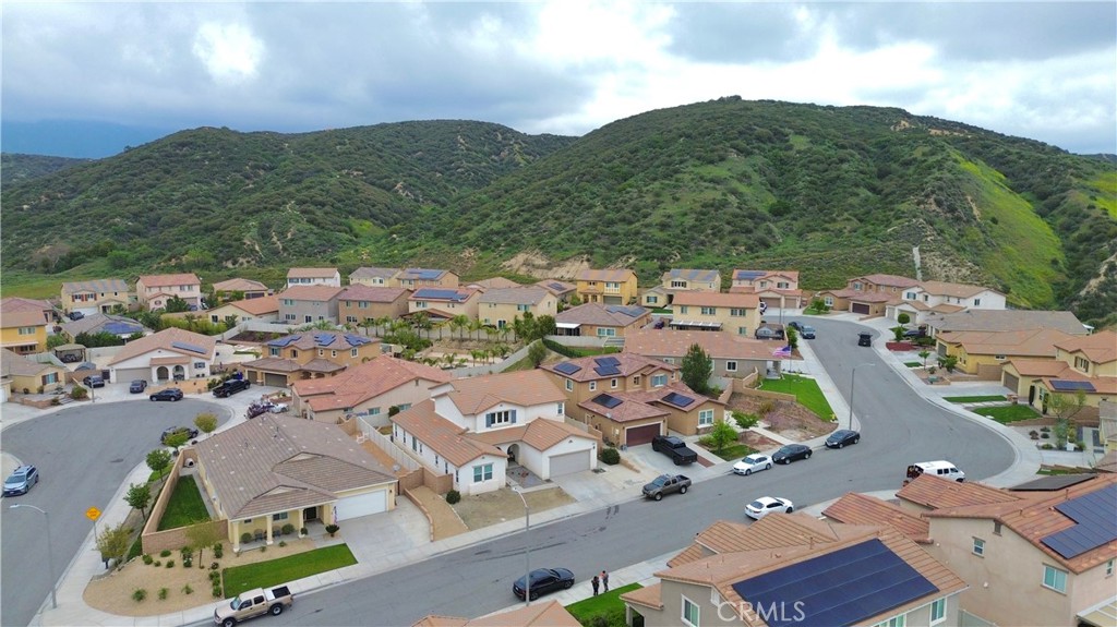 18016 Ribwort Road San Bernardino, CA 92407 - Photo 4 of 29