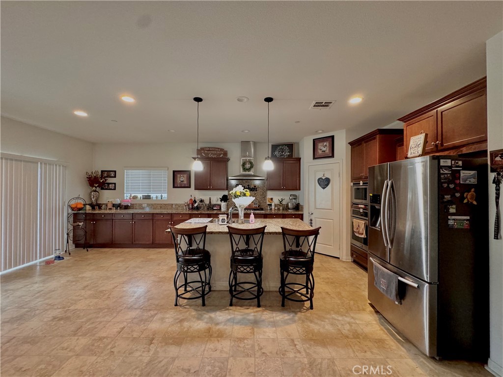 18016 Ribwort Road San Bernardino, CA 92407 - Photo 9 of 29