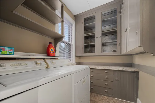 $2,250 | 22 Sycamore Street, Unit 1, Providence, RI 02909