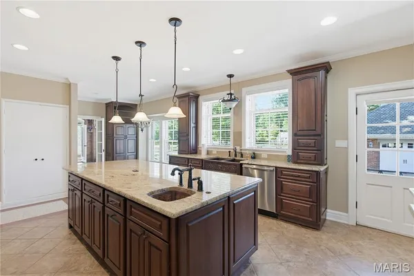 $670,000 | 1011 North Ranney Street, Sikeston, MO 63801