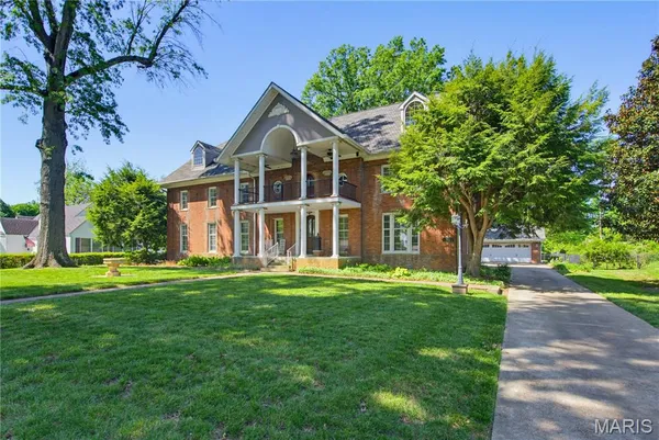 $670,000 | 1011 North Ranney Street, Sikeston, MO 63801