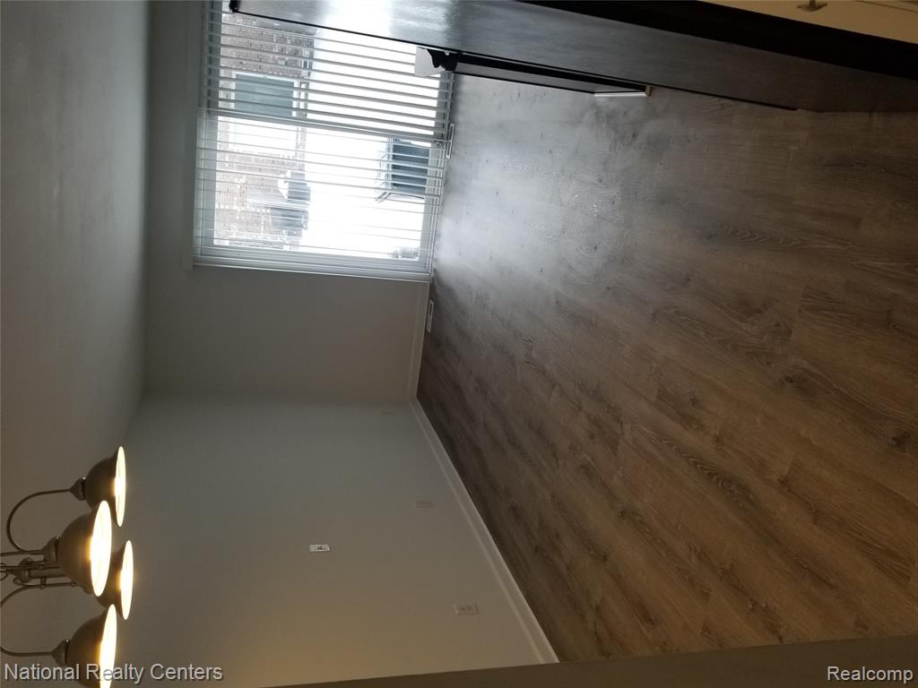 15175 Raphael Terrace Warren, MI 48088 - Photo 9 of 20