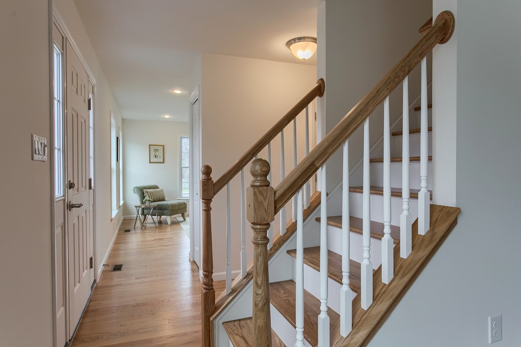 6 Lilian Rd Extension Framingham, MA 01701 - Photo 13 of 30 Gallery Image 13