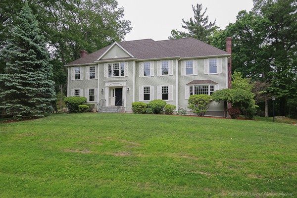 250 Blue Ridge Road North Andover, MA 01845 - Photo 1 of 29 Gallery Image 1