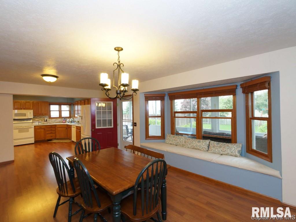 2733 Cronin Drive Springfield, IL 62711 - Photo 13 of 24 Gallery Image 13