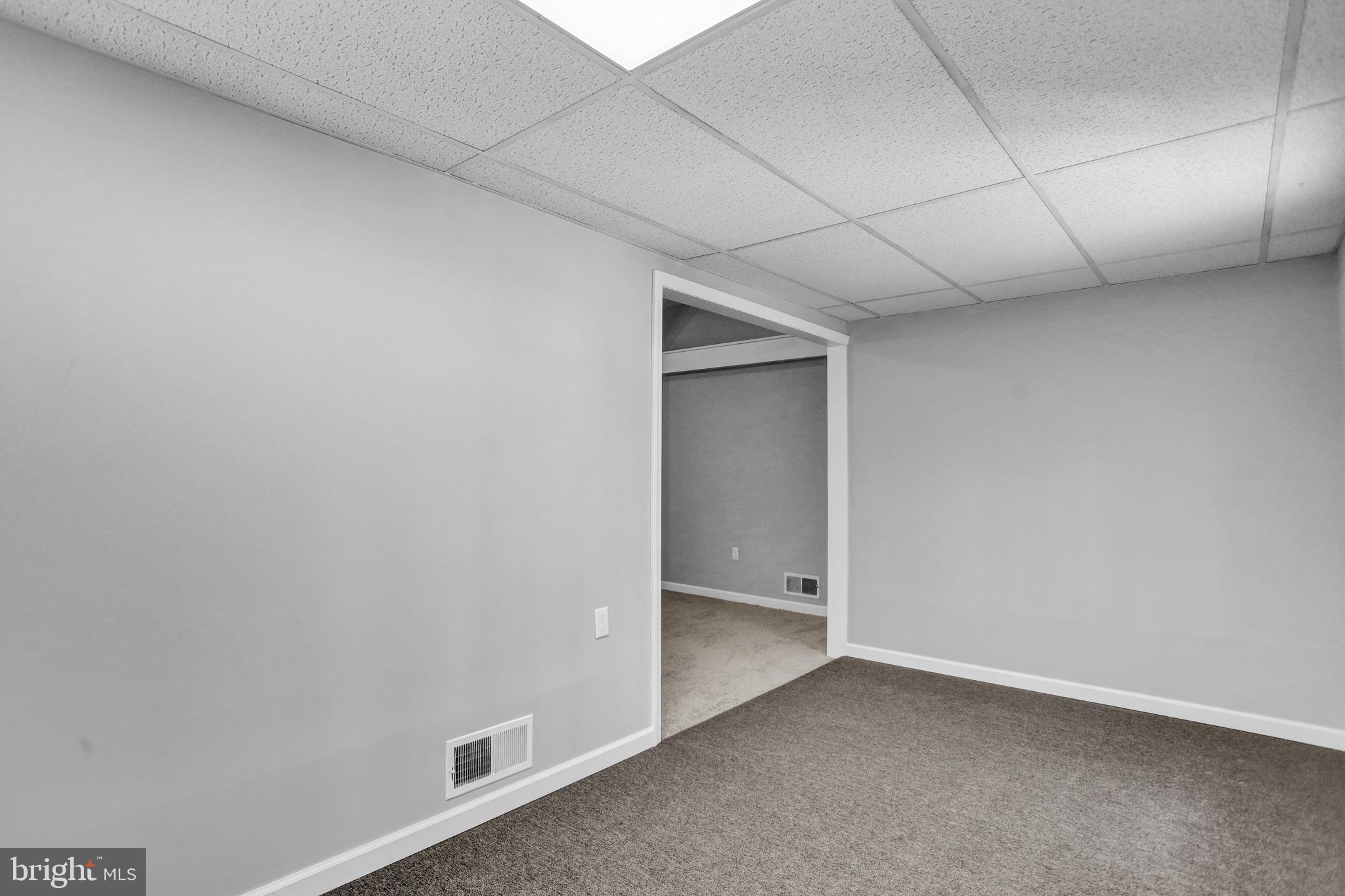 1320 Fox Run Reading, PA 19606 - Photo 12 of 33