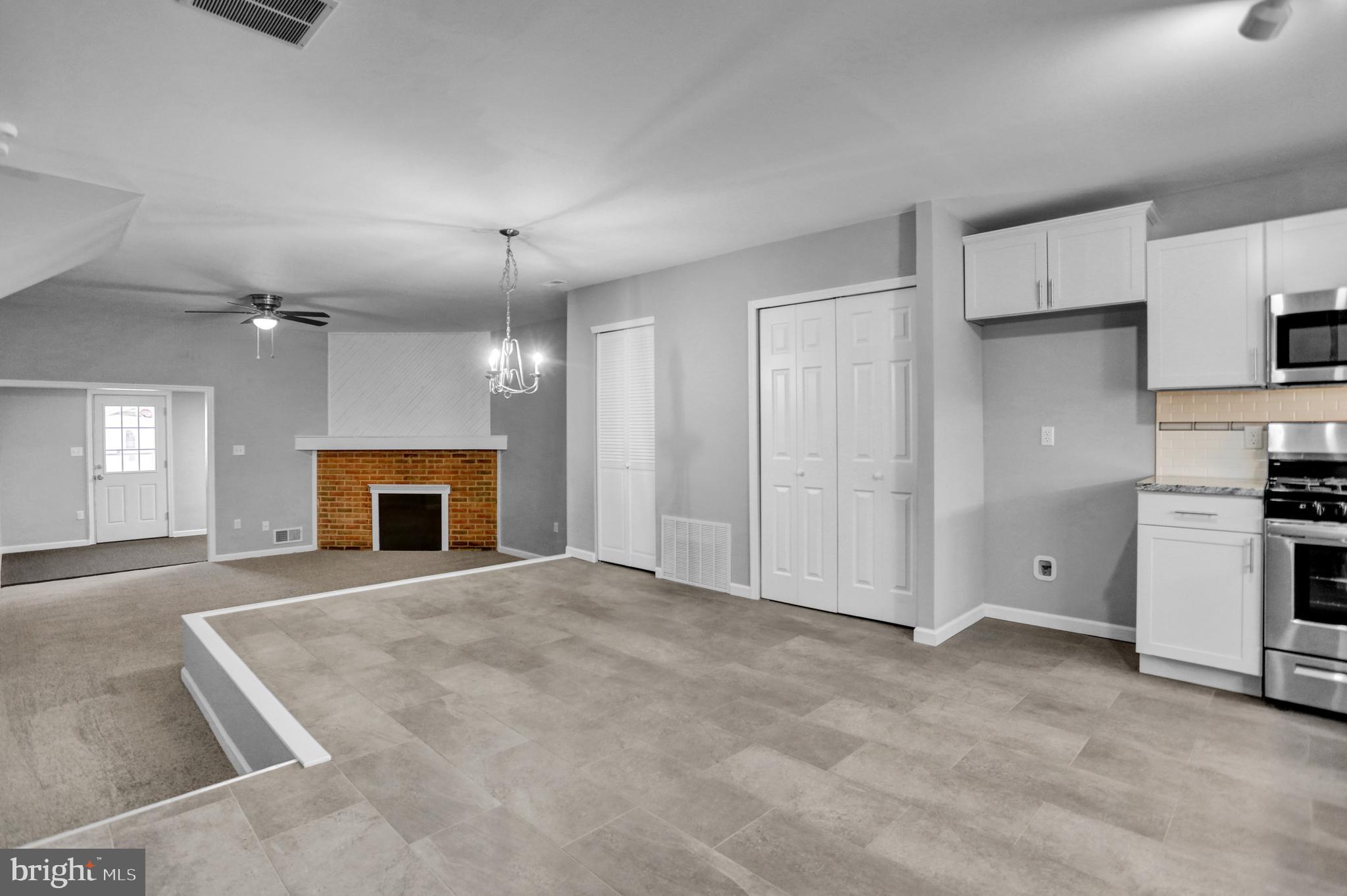 1320 Fox Run Reading, PA 19606 - Photo 3 of 33