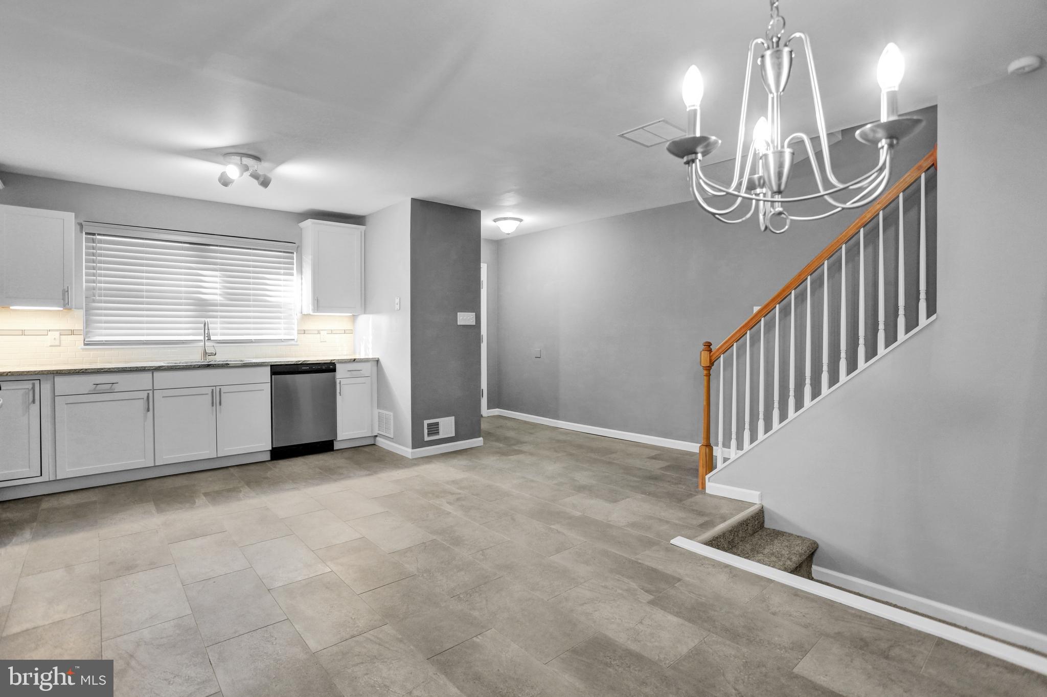 1320 Fox Run Reading, PA 19606 - Photo 6 of 33