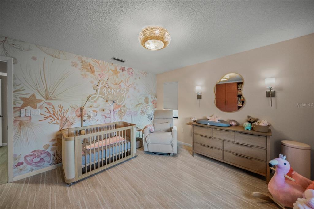 3020 Gypsy Street Sarasota, FL 34231 - Photo 25 of 34 a living room with furniture