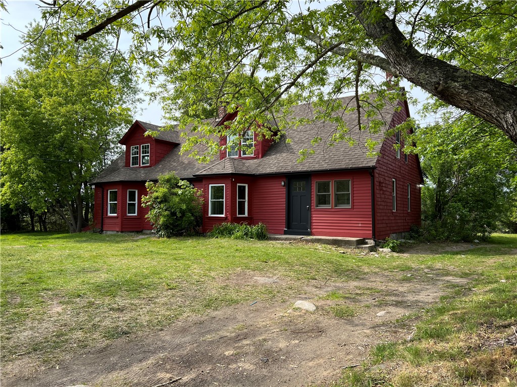 54 Moosup Valley Road Foster, RI 02825 - Photo 3 of 32