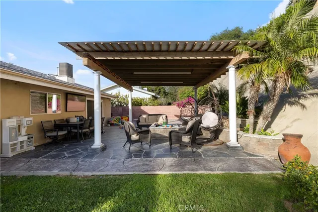 $949,999 | 9434 McLennan Avenue, Northridge, CA 91343