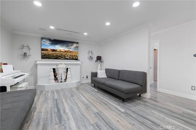 $949,999 | 9434 McLennan Avenue, Northridge, CA 91343