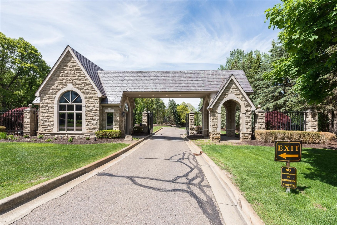 9222 Northpointe Ridge Brighton, MI 48114 - Photo 98 of 99