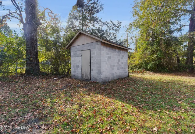 $1,600 | 1311 Beaufort Street, New Bern, NC 28560