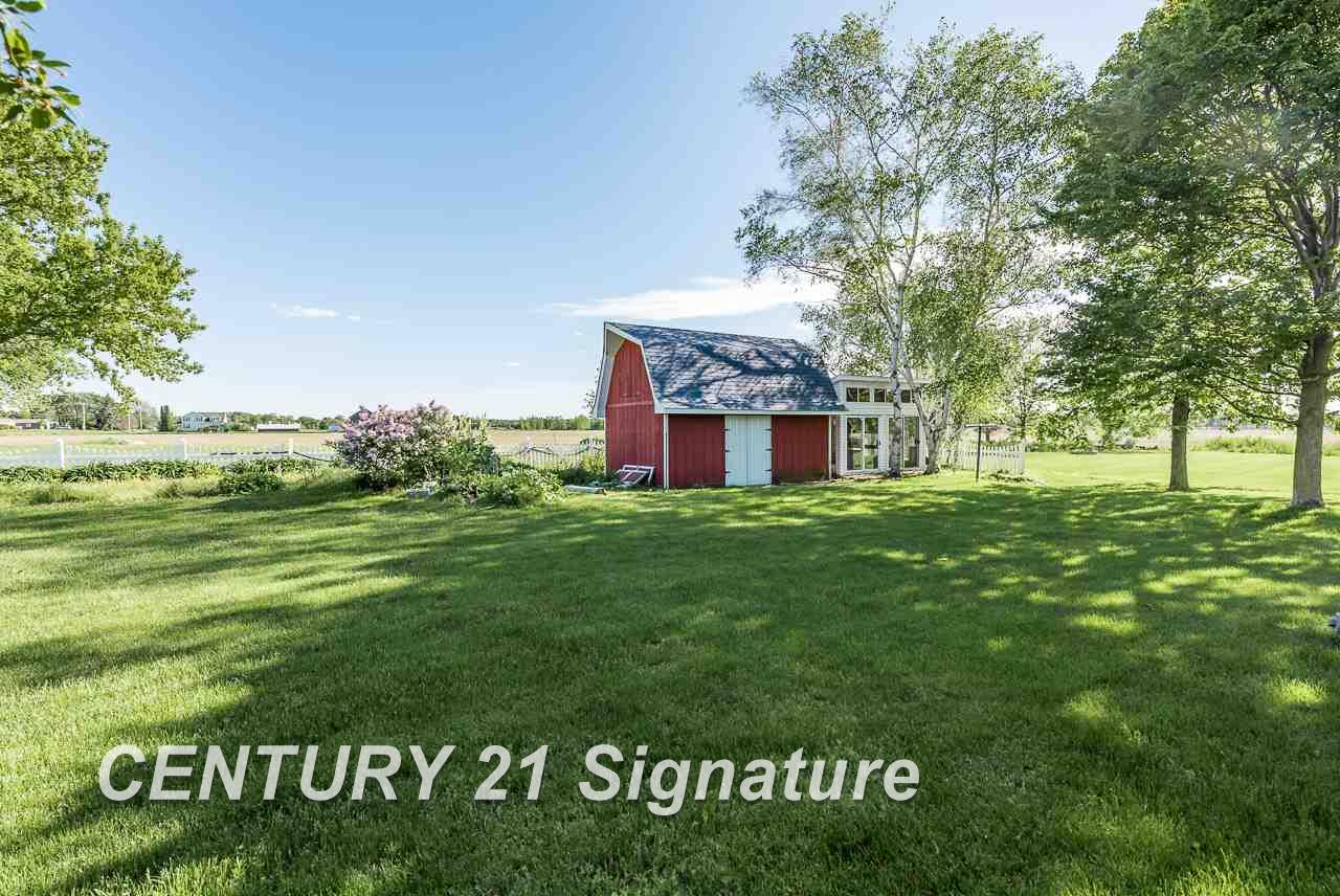 9045 Pierce Road Freeland, MI 48623 - Photo 27 of 30