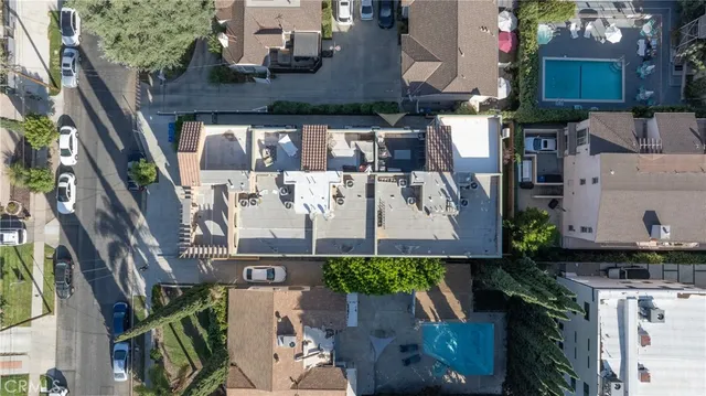 $3,950 | 10808 Kling Street, Unit 5, Toluca Lake, CA 91602