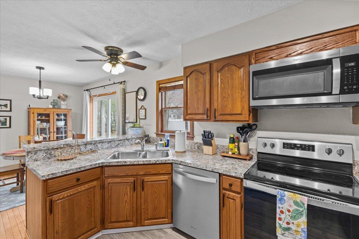 32 Elmer Place Milton, VT 05468 - Photo 16 of 60