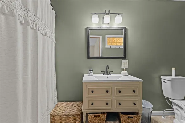 $495,000 | 32 Elmer Place, Milton, VT 05468