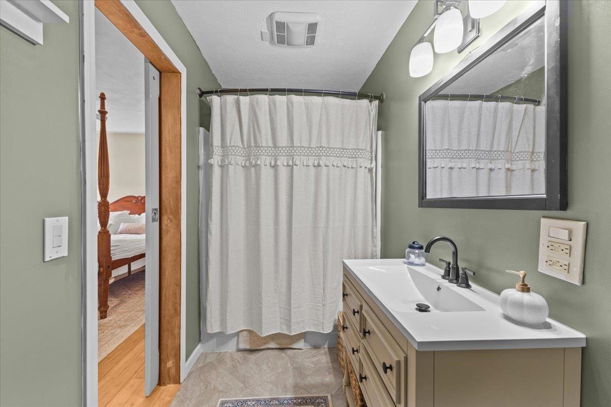 32 Elmer Place Milton, VT 05468 - Photo 23 of 60