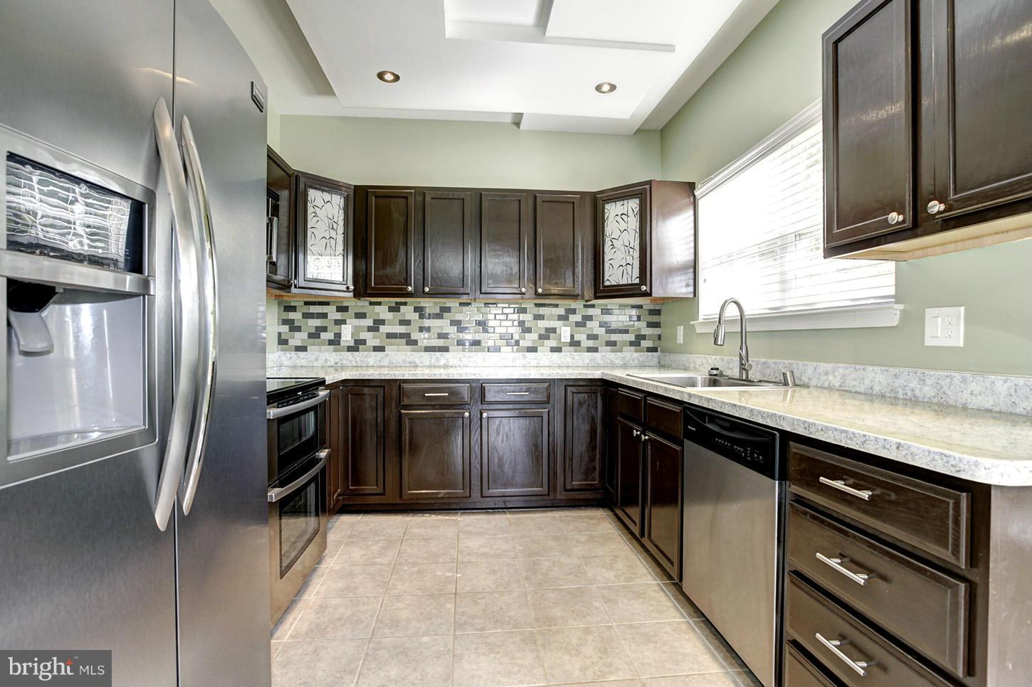 3330 Oxon Run Road Southeast Washington, DC 20032 - Photo 14 of 30 Kitchen