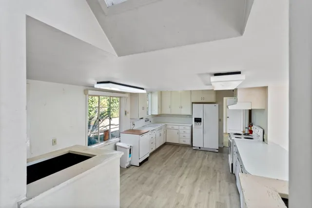 $1,899,000 | 2326 Buena Vista Avenue, Belmont, CA 94002