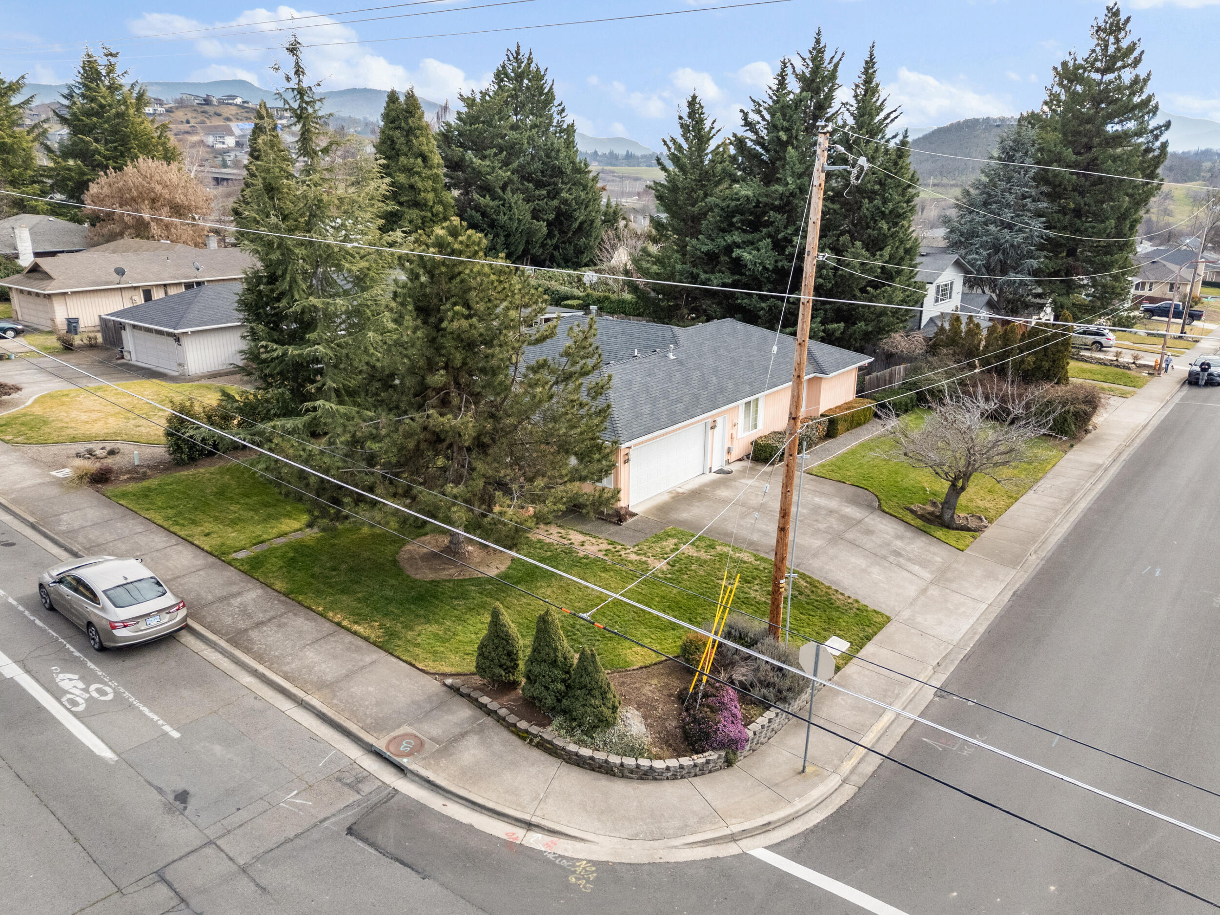 3402 Lone Pine Road Medford, OR 97504 - Photo 29 of 38 30_3402 lone pine rd, medford-dr-02