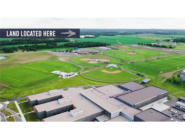 $1,842,100 | Xxxx 17th Street North, Sartell, MN 56377