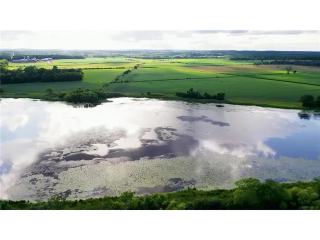 $1,842,100 | Xxxx 17th Street North, Sartell, MN 56377