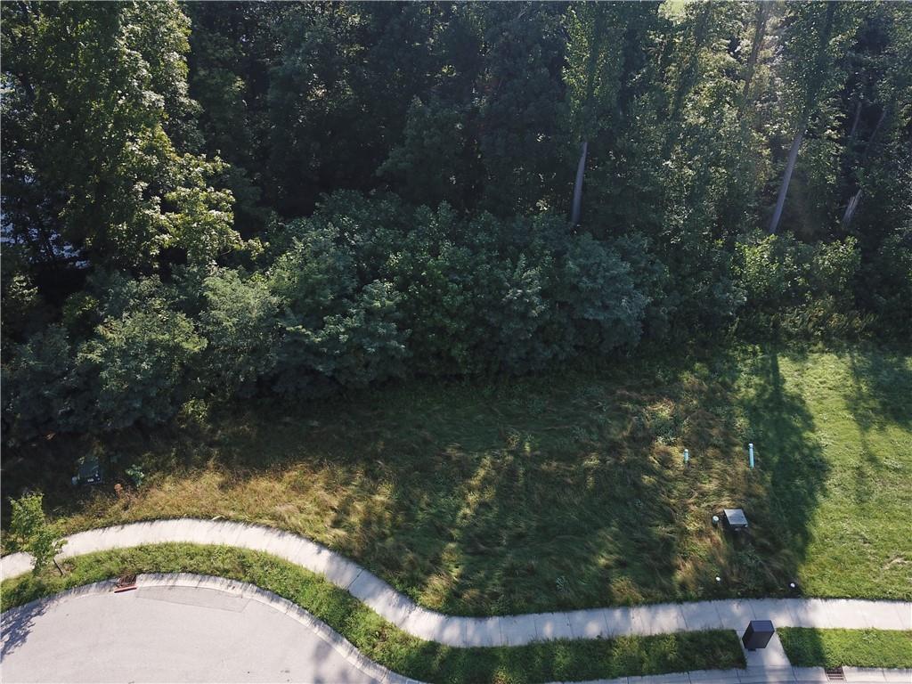 1817 Tipton Pointe Court Columbus, IN 47201 - Photo 9 of 9