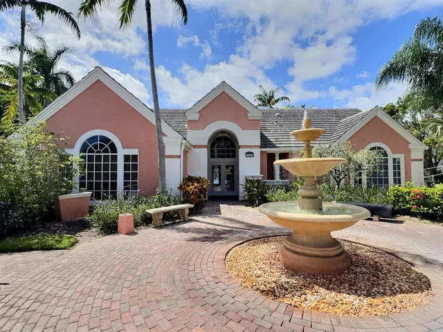 $2,100 | 1275 Crystal Way, Unit K, Delray Beach, FL 33444