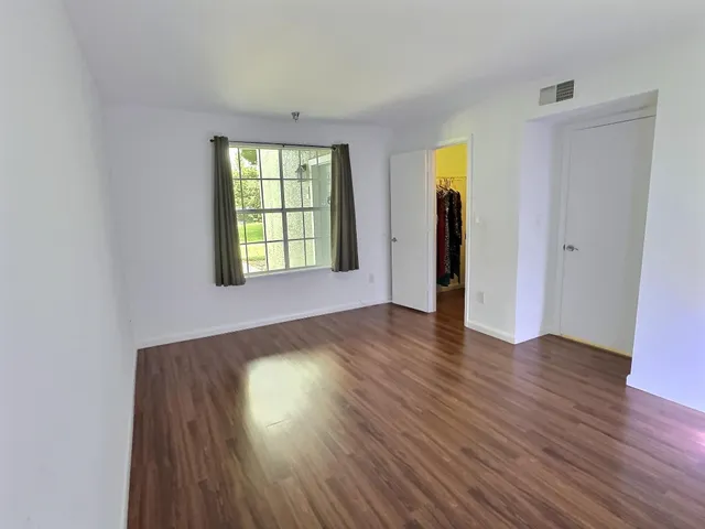 $2,100 | 1275 Crystal Way, Unit K, Delray Beach, FL 33444