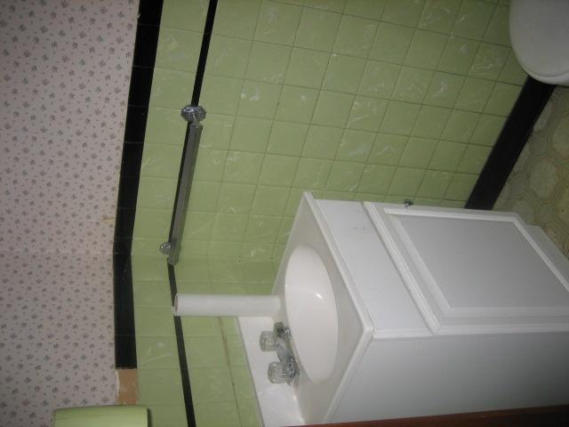 464 Westmount Street Rochester, NY 14615 - Photo 12 of 14 Bathroom. 1st. floor half bath.