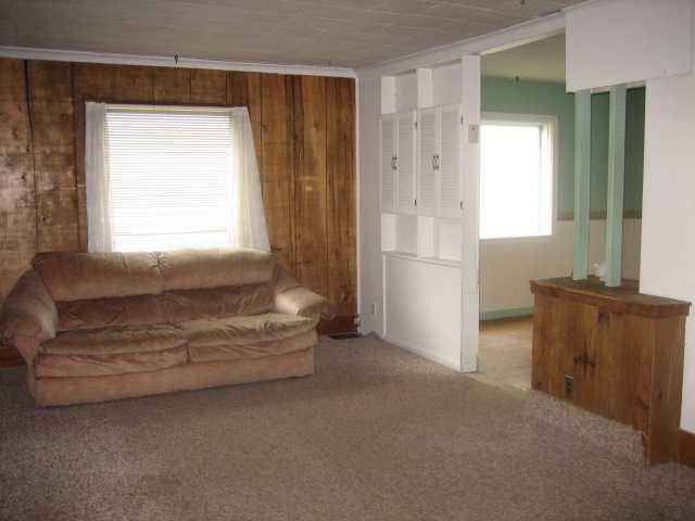 464 Westmount Street Rochester, NY 14615 - Photo 7 of 14 Living Room