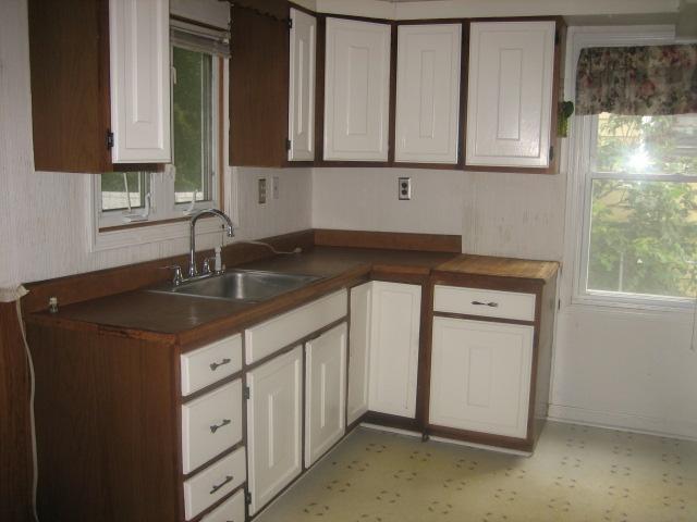 464 Westmount Street Rochester, NY 14615 - Photo 10 of 14 Kitchen