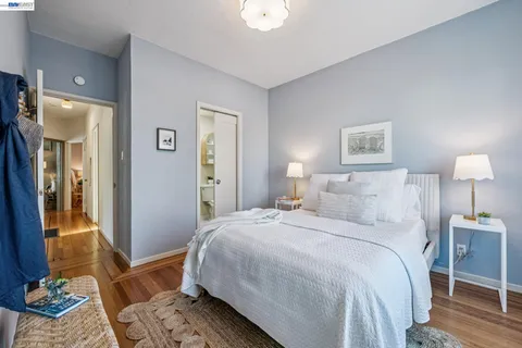 $849,000 | 467 Santa Clara Avenue, Alameda, CA 94501