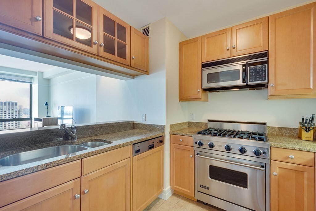 2 Avery Street, Unit 26A Boston, MA 02111 - Photo 10 of 30