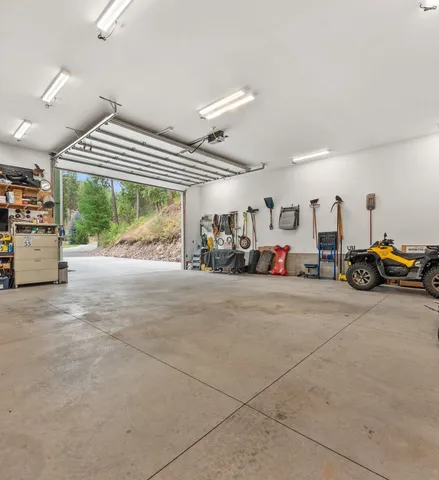 $669,000 | 5981 Blackstone Way, Nine Mile Falls, WA 99026