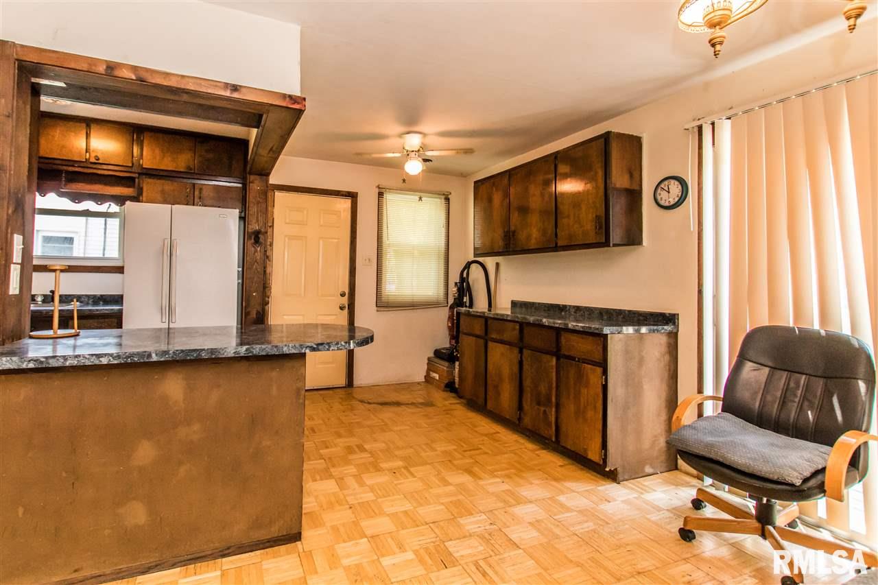 223 Algonquin Road Marquette Heights, IL 61554 - Photo 6 of 34 Gallery Image 6
